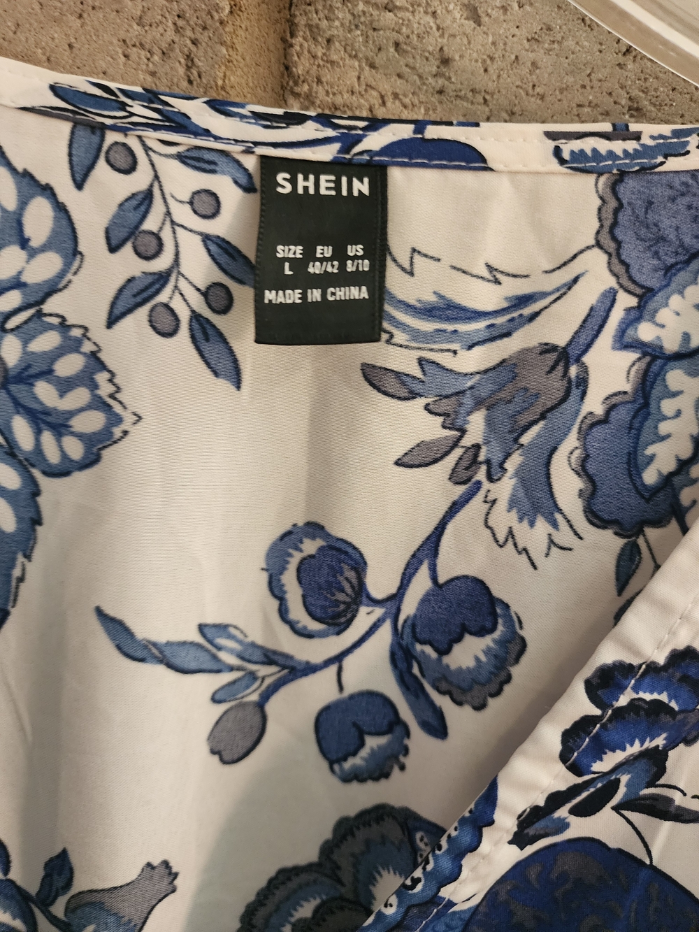 SHEIN Blue and White Floral Maxi Dress - Picture 4 of 7